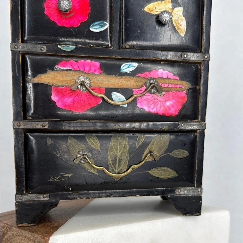 Vtg Japanese miniature hand painted black Wood 4 drawer chest Jewelry dollhouse